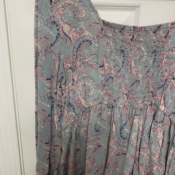 Mudd floral stretchy dress. Size XL in juniors. - Picture 11 of 12